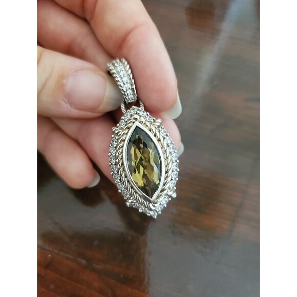 Judith Ripka Pendant - Picture 3 of 5